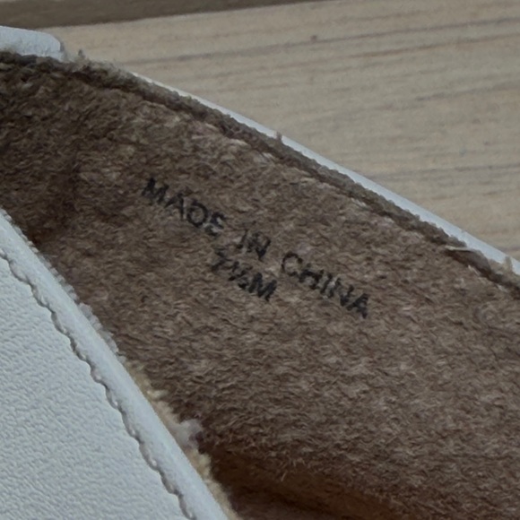 Kate Spade New York Women's Garcia Espadrille Wedge Sandal Optic White
Size 7.5M - Picture 4 of 7